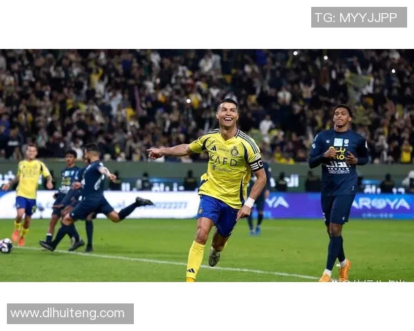 英国足球明星精彩瞬间回顾视频集锦展现传奇球员的辉煌时刻与经典进球 英国足球明星精彩瞬间回顾视频集锦展现传奇球员的辉煌时刻与经典进球