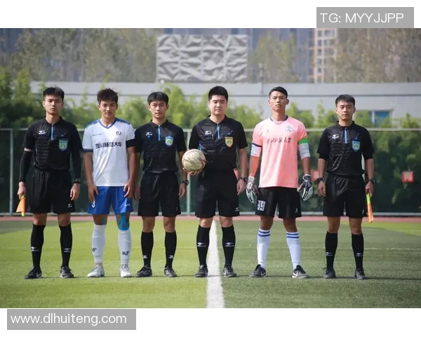 足球明星成龙在社交媒体上的粉丝数量突破多少万引发热议