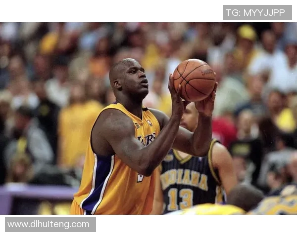 奥尼尔与巴特尔的巅峰对决：篮球巨星的荣耀与传奇之路