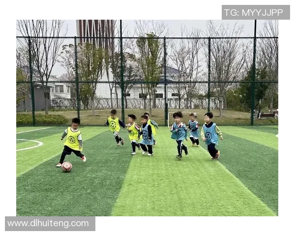 乐动体育足球培训助力青少年成长与技能提升的全新体验